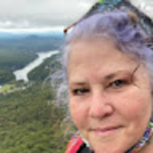 Meet your Posher, Gloria